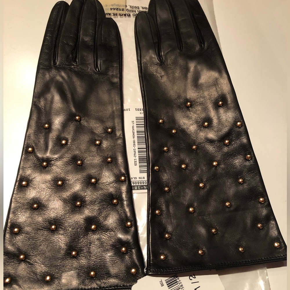 NWT Fabulously Unique Portolano 12” black leather gloves with gold studs ( 7 1/2